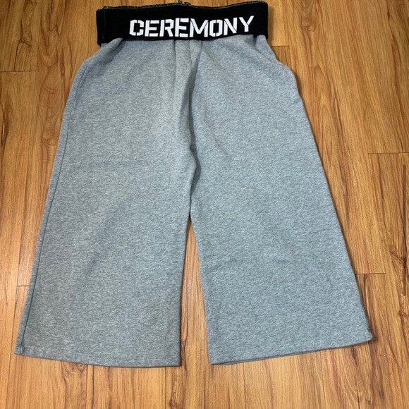 Opening Ceremony Elastic Logo Crop Sweatpant - Picture 2 of 4